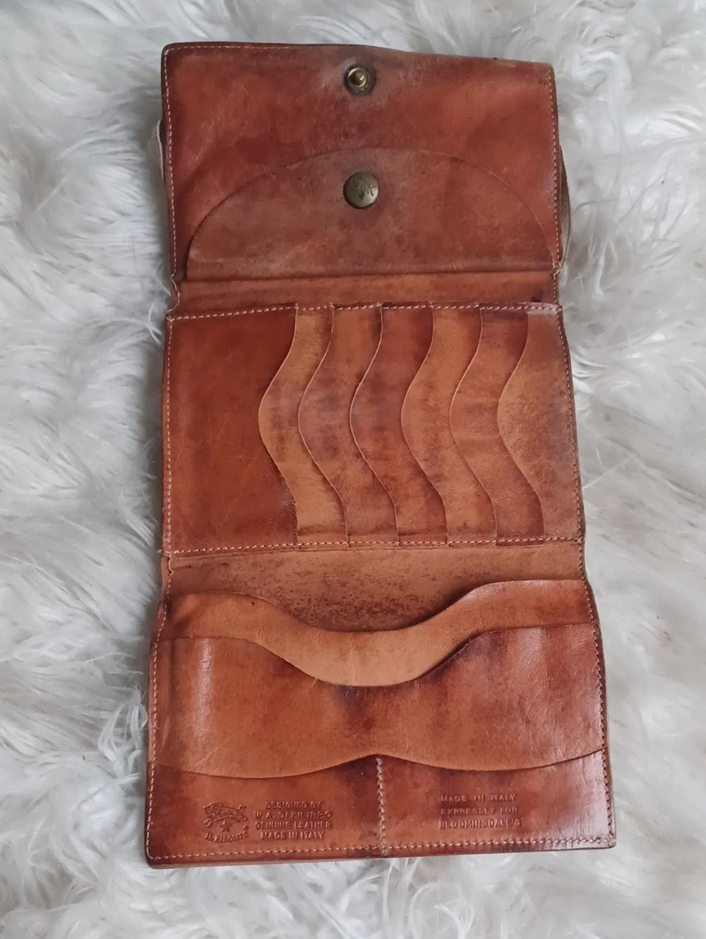 Vintage IL Bisonte Leather Wallet Made In Italy Expreslly For Bloomingdale's